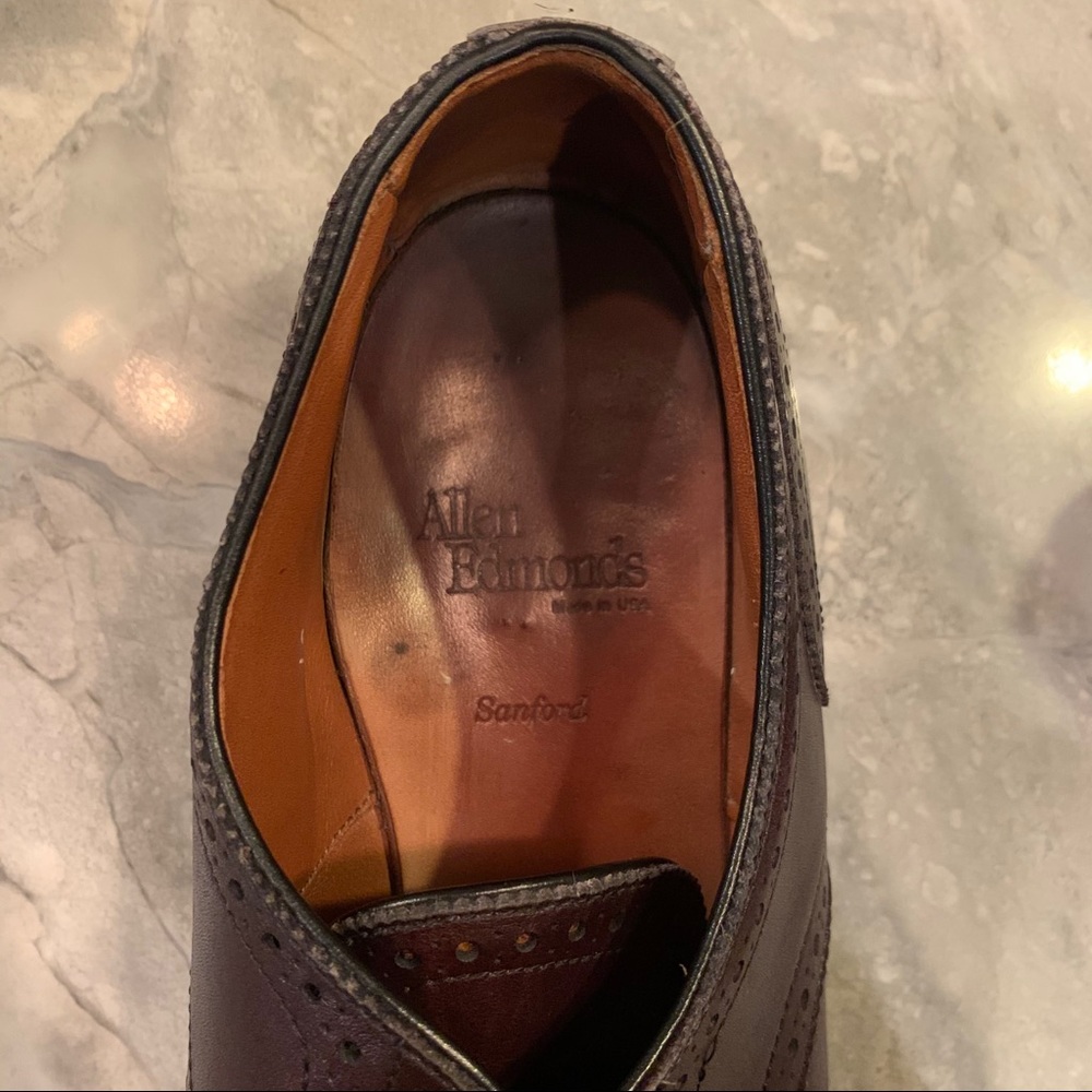 Allen Edmonds "Sanford" Cap Toe Oxfords - 10D - Picture 6 of 7